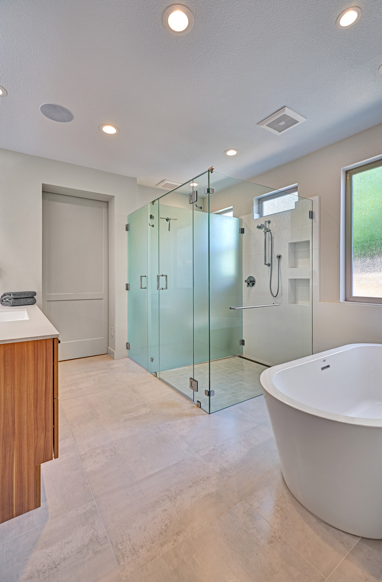 BATHROOM2 Criswell Lincoln