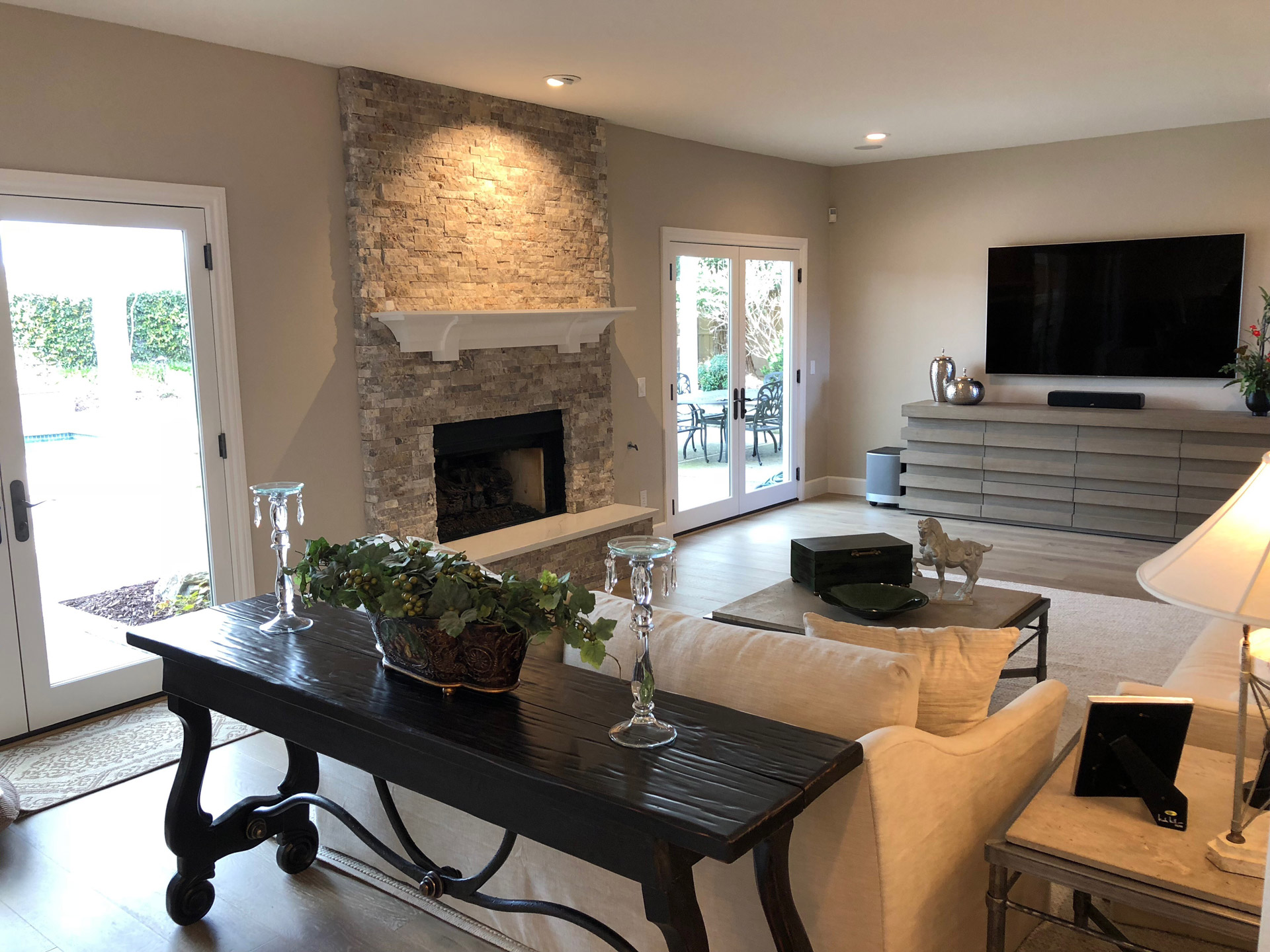 LIVING ROOM1 Morelli Gold River