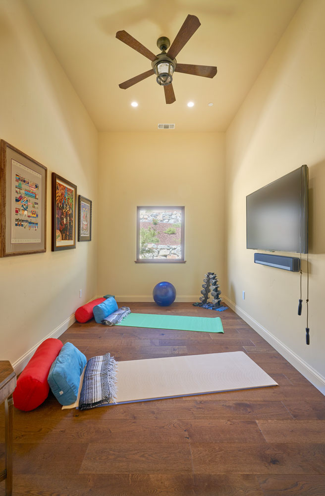 ROOM1 Martin Grass Valley